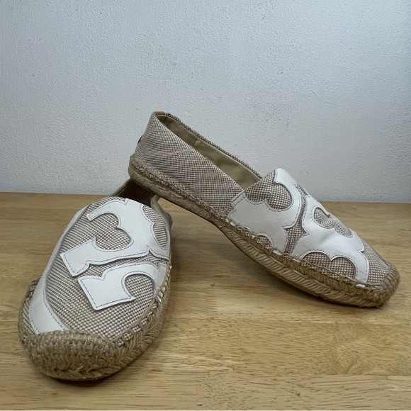 Tory Burch Lonnie Beige and White Woven Canvas Flats Espadrilles Size 9 - Picture 2 of 13